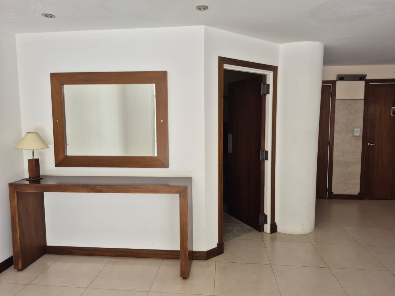 Departamento en Venta 3 ambientes Zona I - Miramar con vista lateral al mar