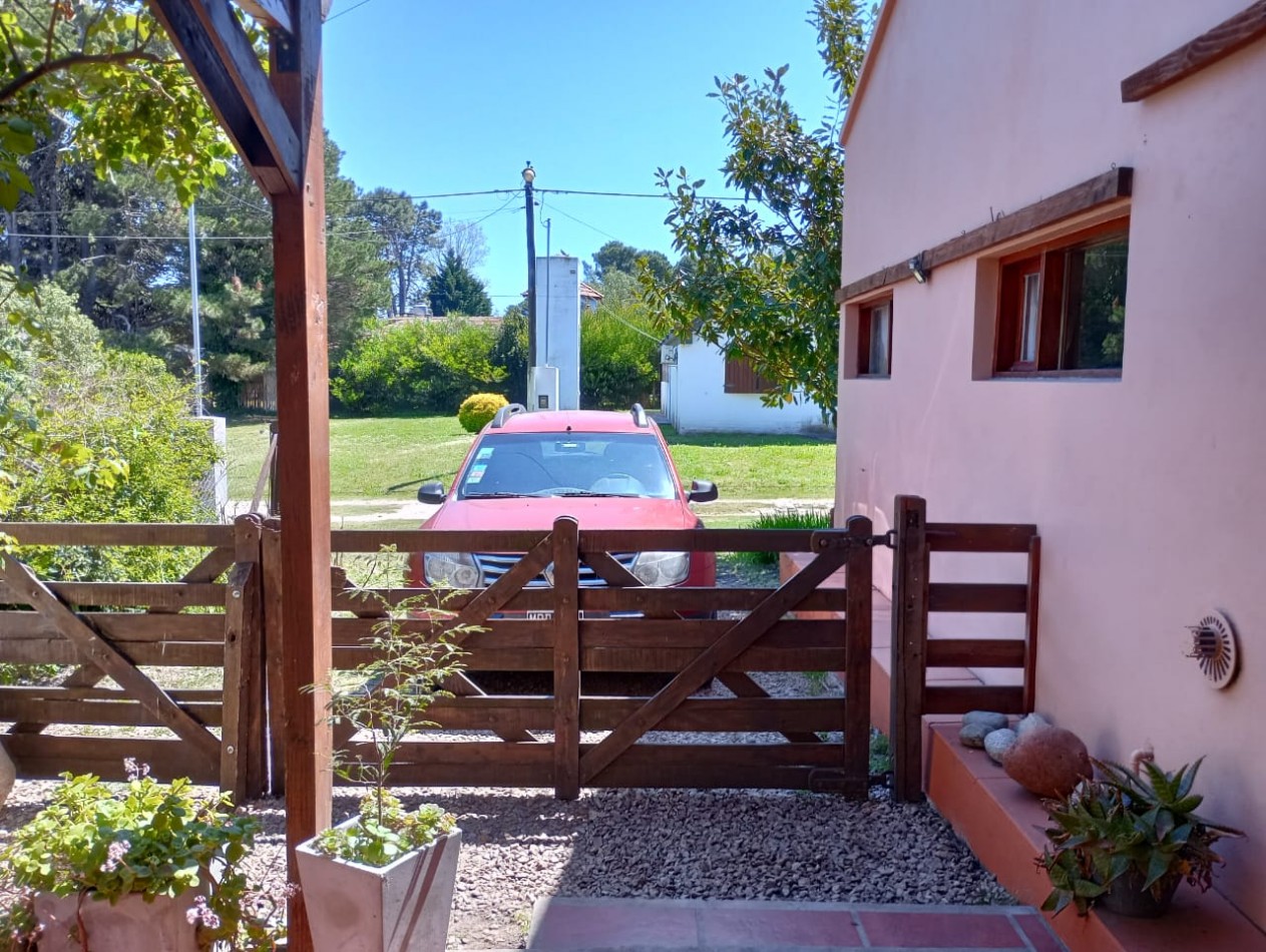 Casa En Venta En El Barrio Las Lomas De Miramar