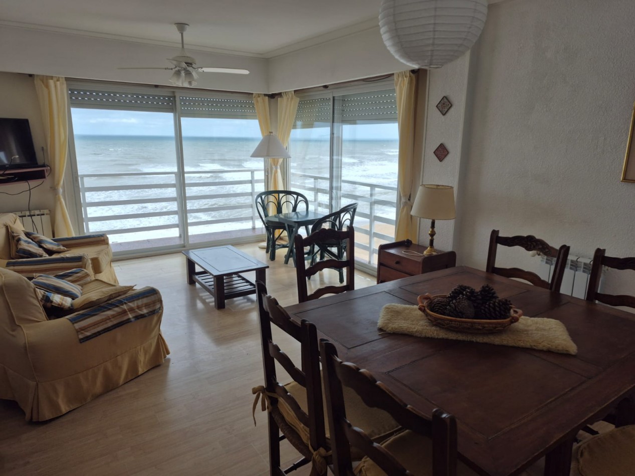 Departamento en Venta 3 Ambientes mas Dependencia de Servicio Zona I frente al mar - Miramar