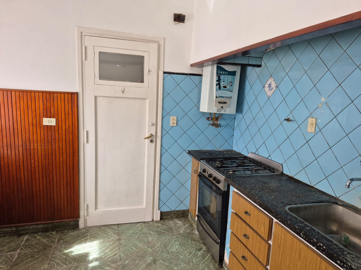 Casa En Venta En Miramar - Zona II - 3 Ambientes 