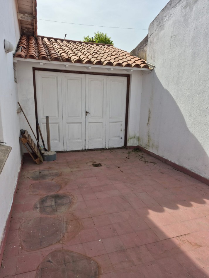 Casa En Venta En Miramar - Zona II - 3 Ambientes 