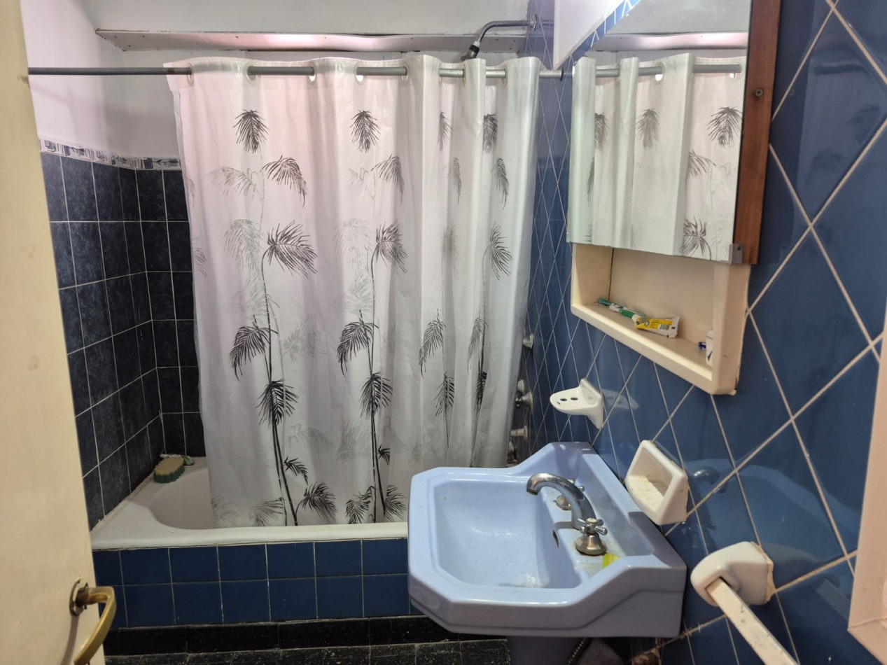 Casa En Venta En Miramar - Zona II - 3 Ambientes 
