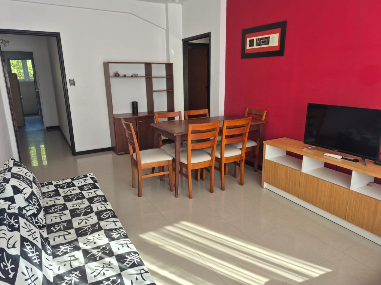 Departamento de 3 Ambientes con Dependencia de Servicio - Miramar 