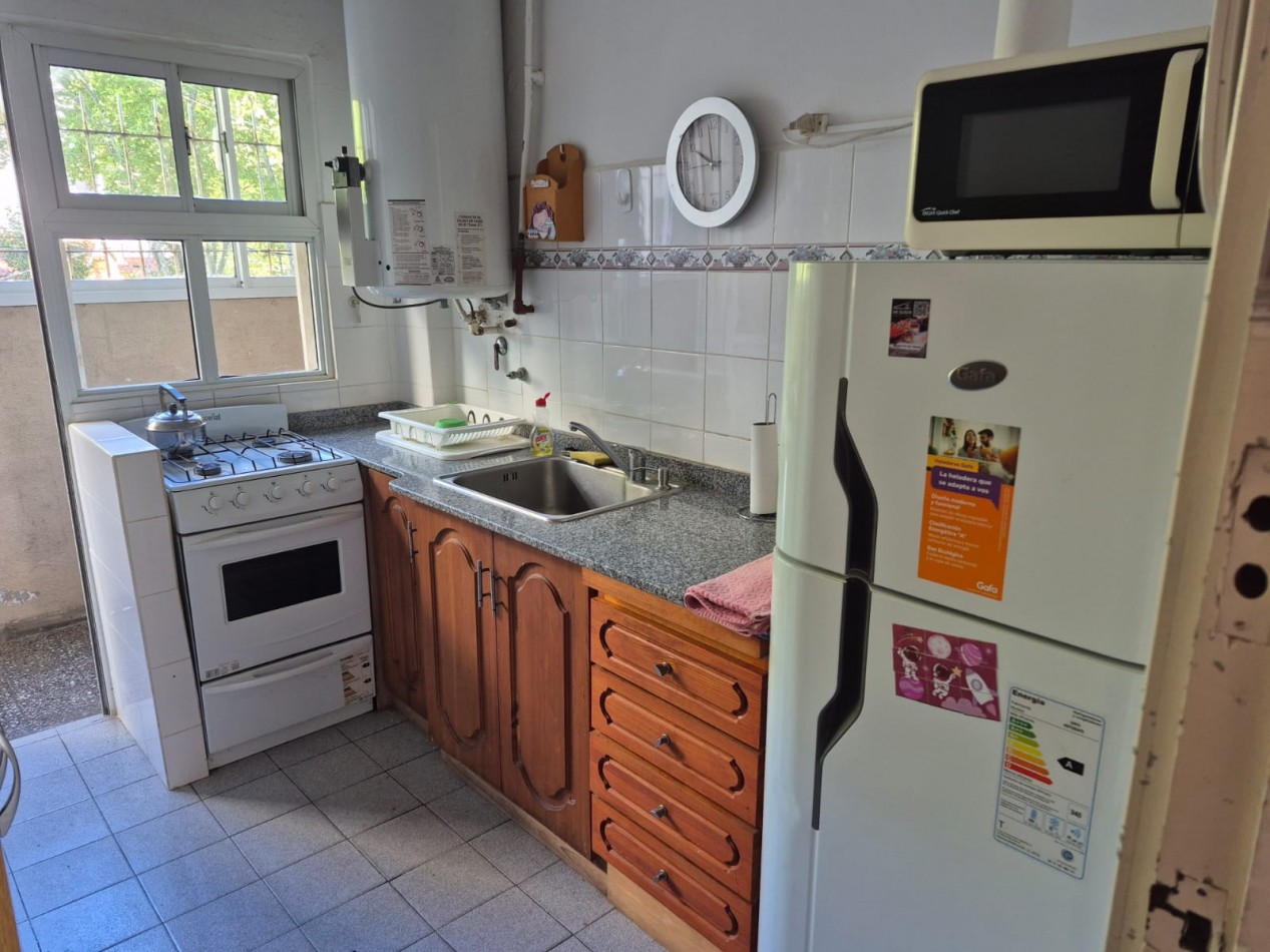 Departamento de 3 Ambientes con Dependencia de Servicio - Miramar 