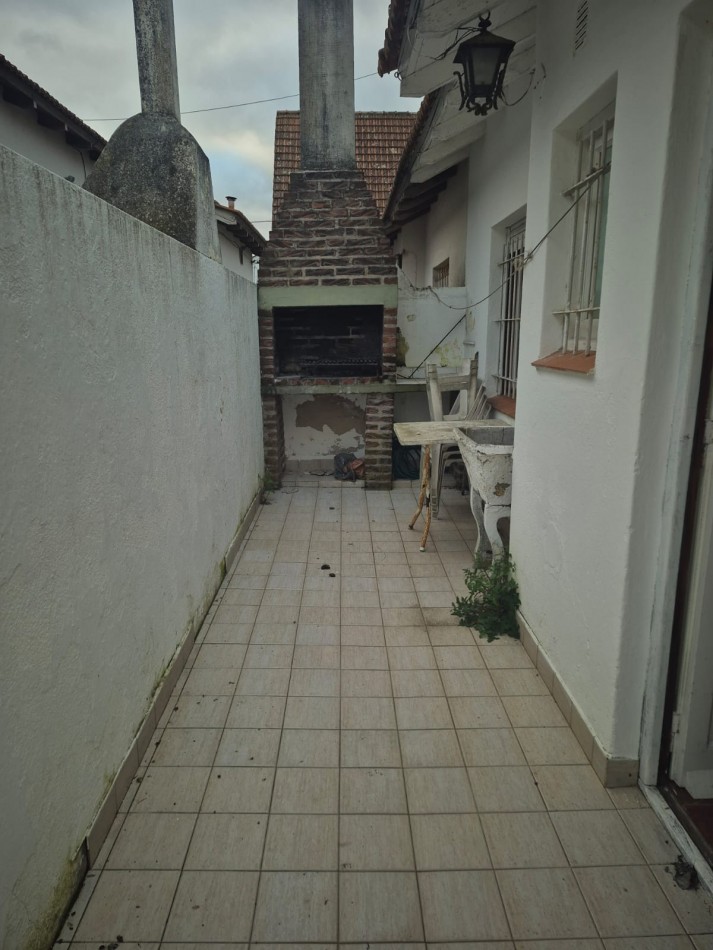 En venta PH al frente 3 ambientes mas dependencia de servcio y cochera - Miramar