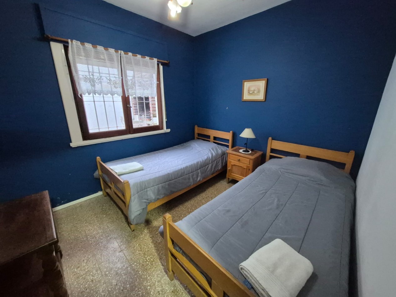 En venta PH al frente 3 ambientes mas dependencia de servcio y cochera - Miramar