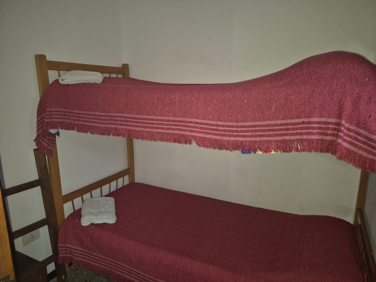 En venta PH al frente 3 ambientes mas dependencia de servcio y cochera - Miramar