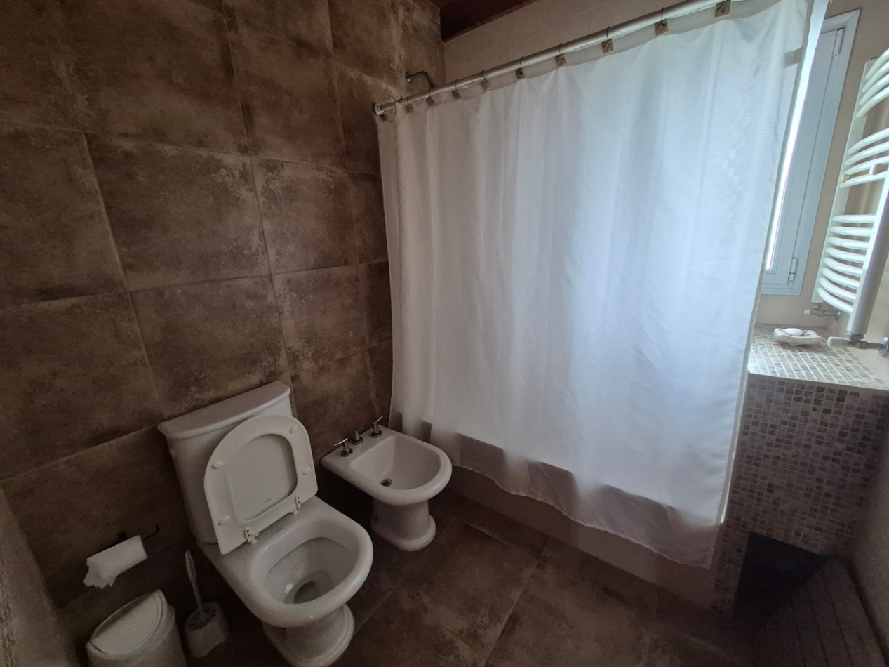 Alquiler Turistico Casa en el Barrio Las Lomas de Miramar 8 personas. 