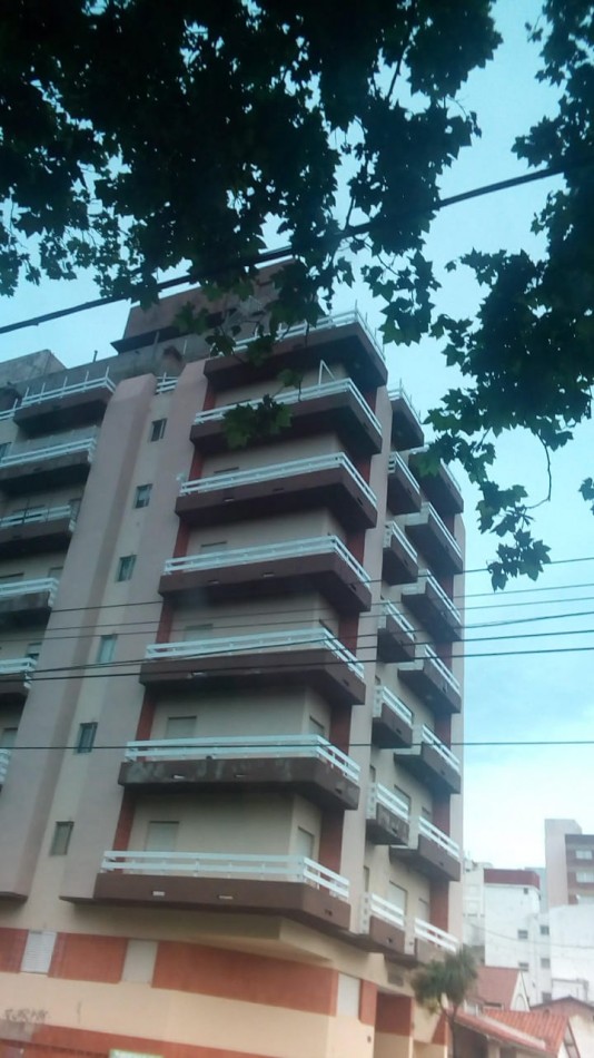 Alquiler Temporario Departamento de 3 Ambientes en Miramar 5 personas