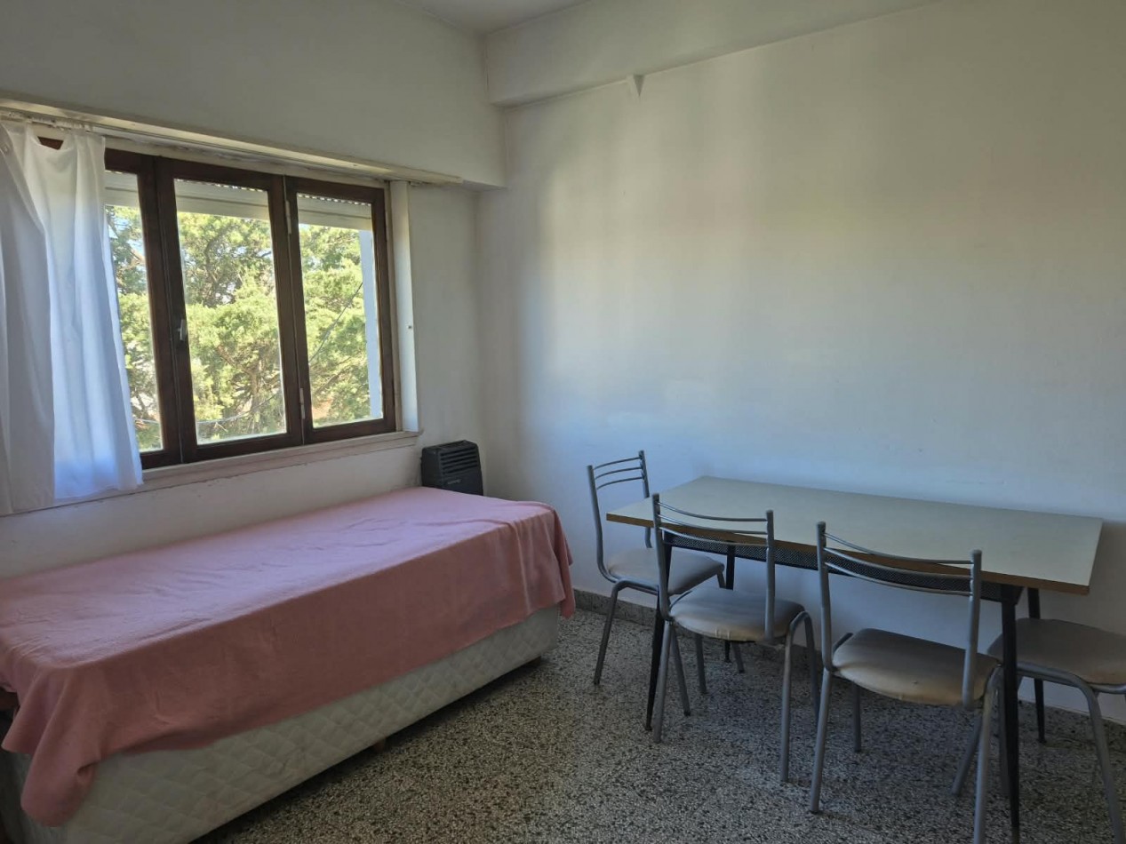 Departamento de 3 ambientes a la Venta en Miramar Zona II